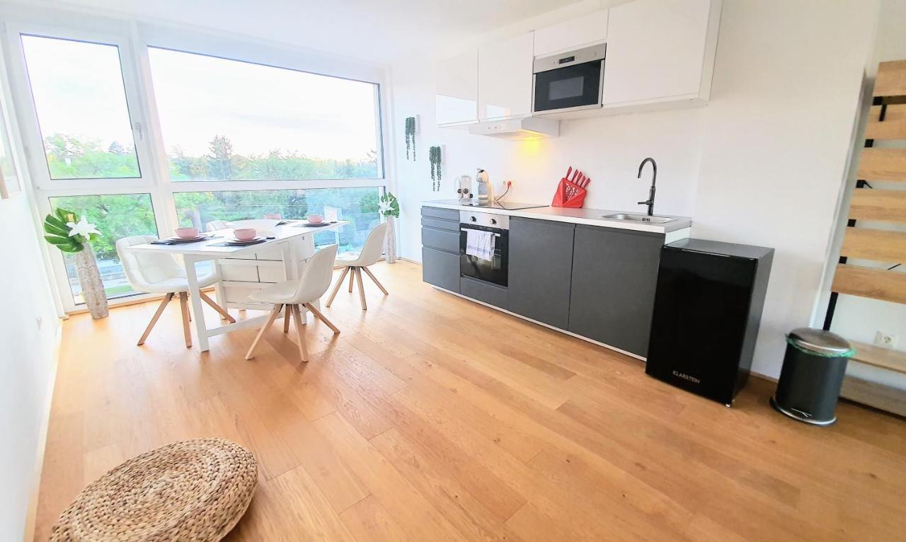 Rooftop Terrace, Free Garage Parking And Pool! Виена Екстериор снимка