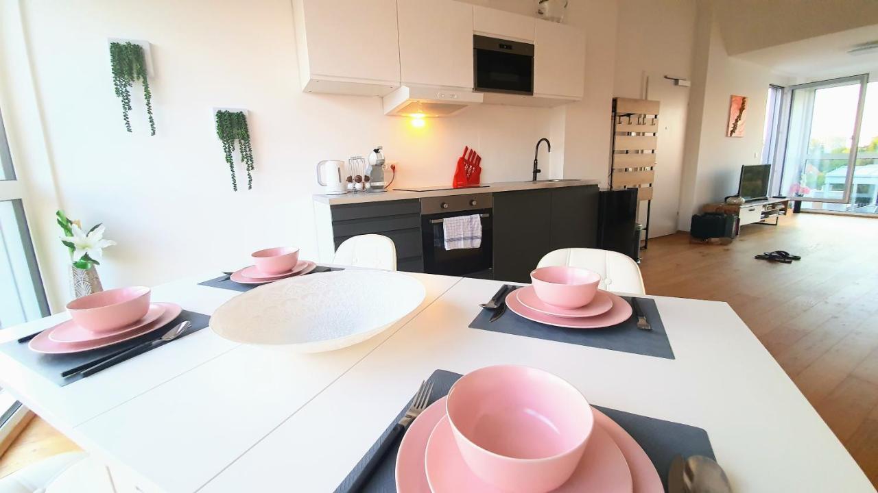 Rooftop Terrace, Free Garage Parking And Pool! Виена Екстериор снимка